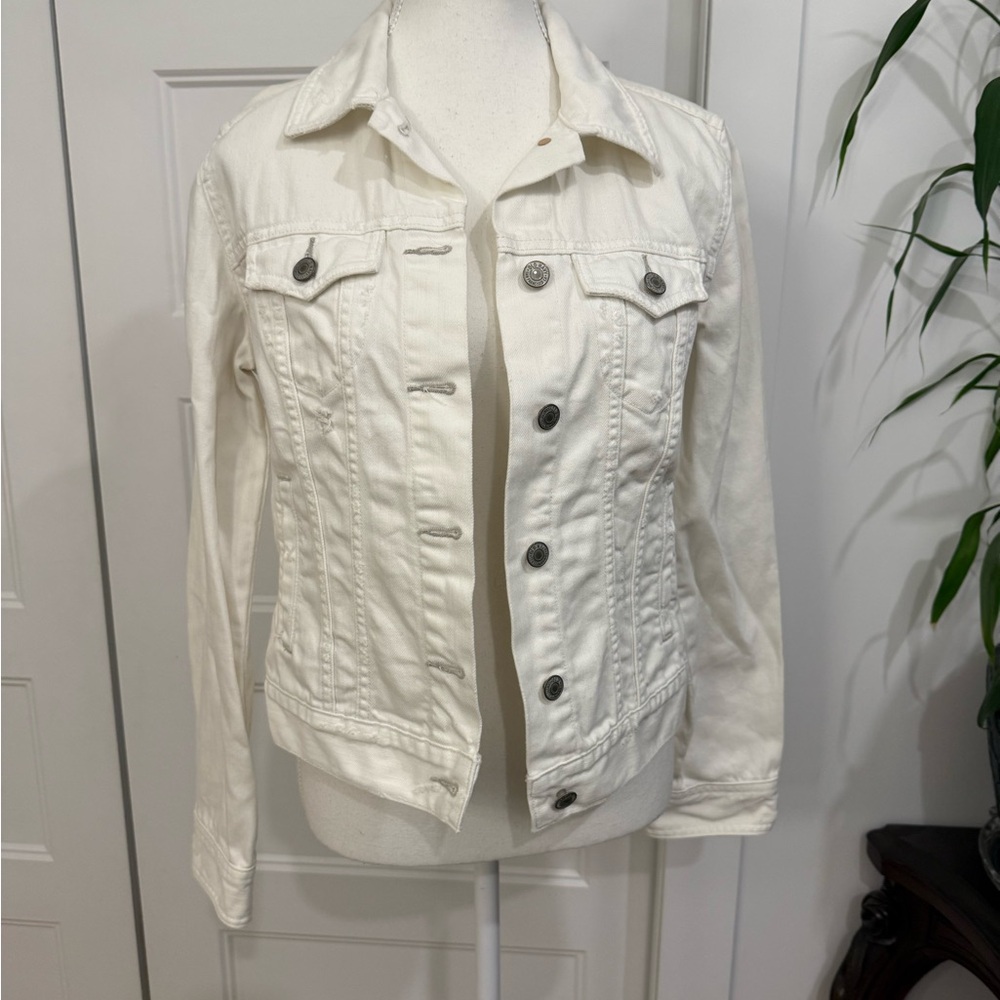Old Navy Cream Jean Jacket